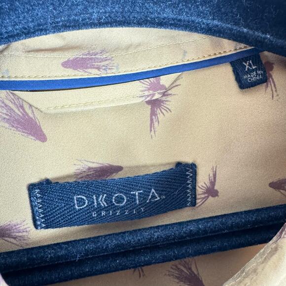 Dakota NWOT Mustard Burgundy Short Sleeve Collared Quick Dry Button Up Shirt XL - Picture 4 of 4